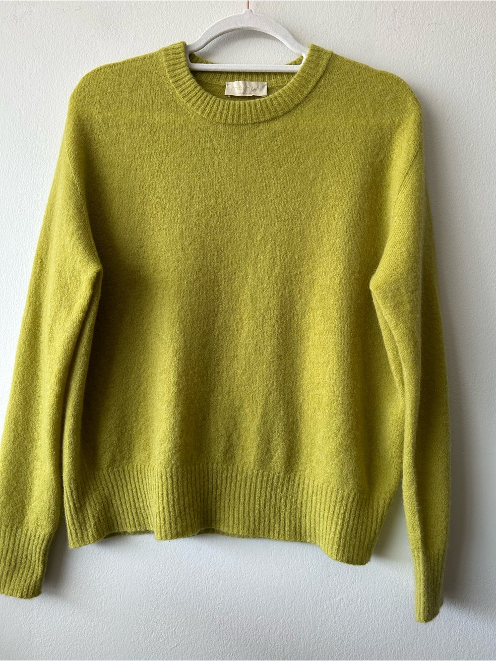 Momoni Wool Mohair blend Crewneck Sweater in Chartreuse Green